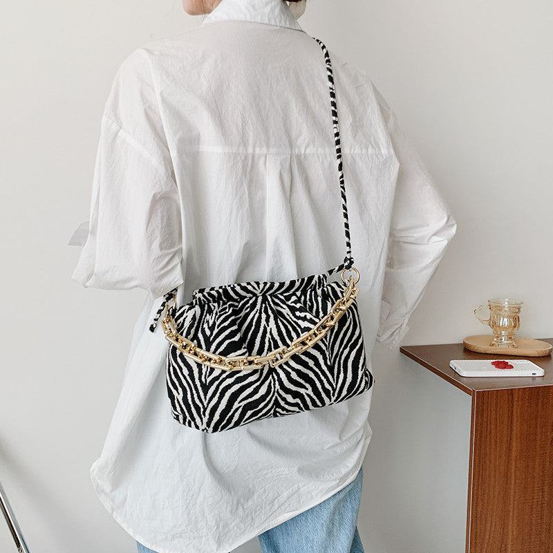 ✨ Trendy Cloud One-Shoulder Chain Bag – Chic & Casual ✨