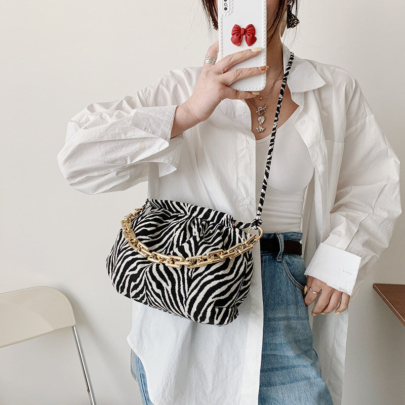 ✨ Trendy Cloud One-Shoulder Chain Bag – Chic & Casual ✨